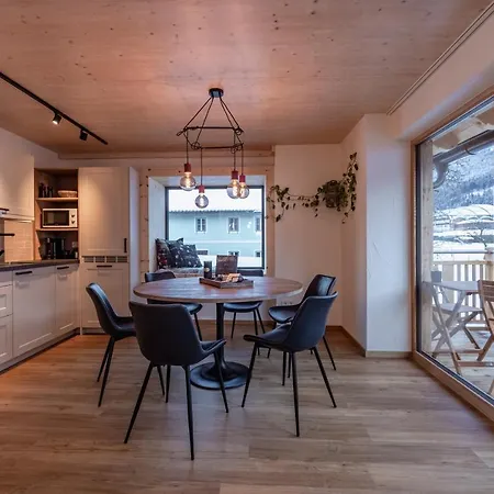 Landhaus Jenul מלון *