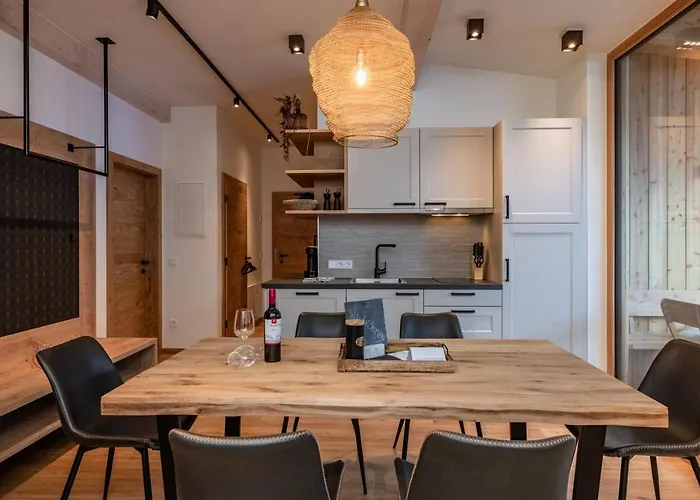 Landhaus Jenul Hotel *